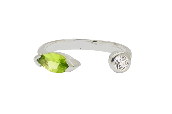 Camilla Peridot Ring